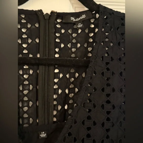 Madewell Eyelet V-Neck Maxi Dress - Picture 6 of 7